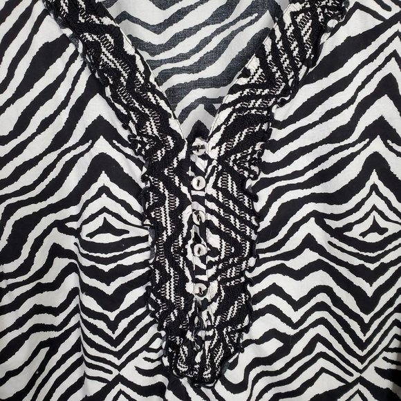 Dana Buchman Size 3X Blouse Zebra Stripe Ruffle V-neck Pullover Cotton Stretch - Picture 6 of 9
